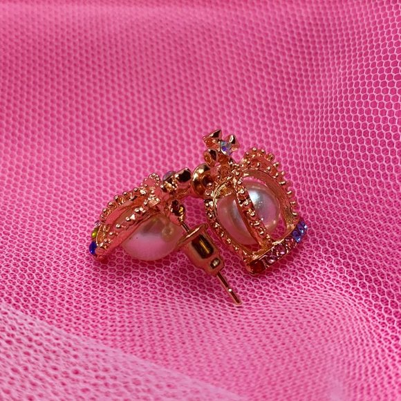 Crown Earrings - Picture 2 of 2